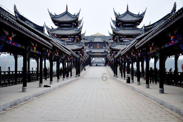 先取悦自己,再照顾人生